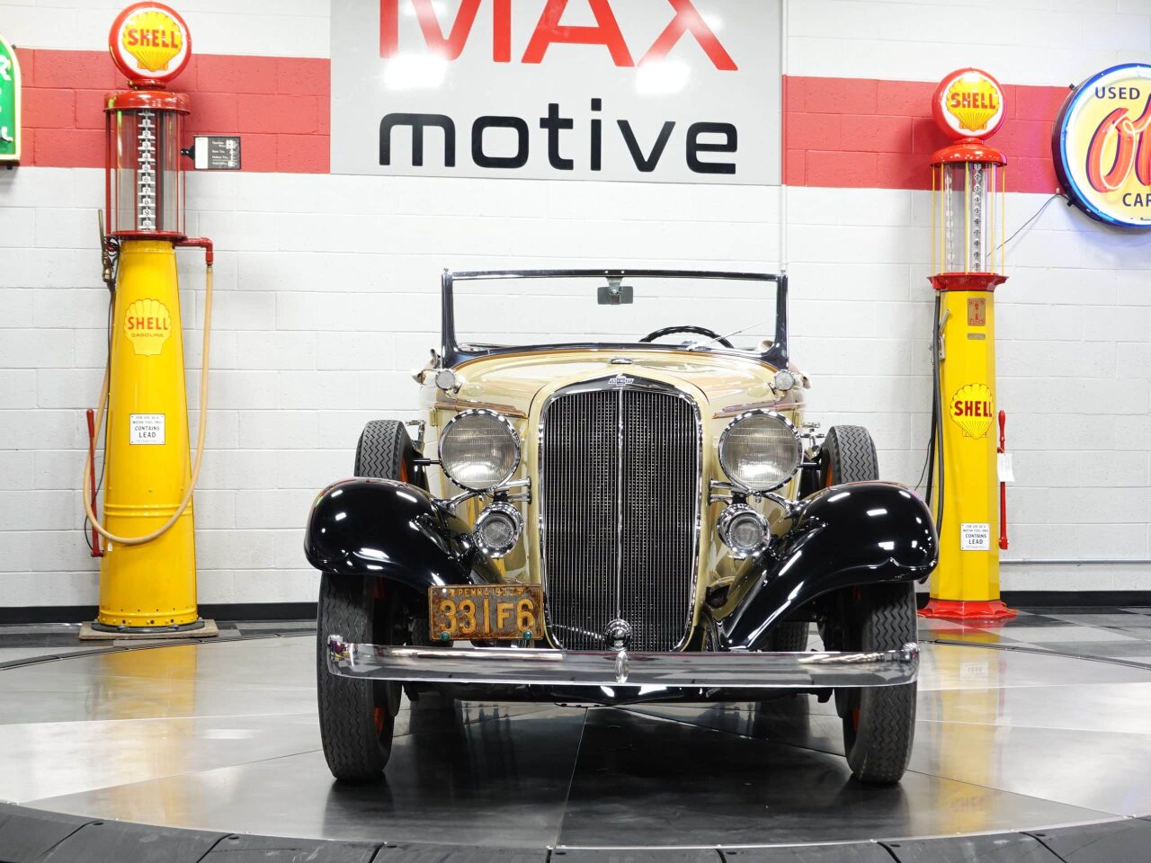1933 Chevrolet Master Deluxe 17