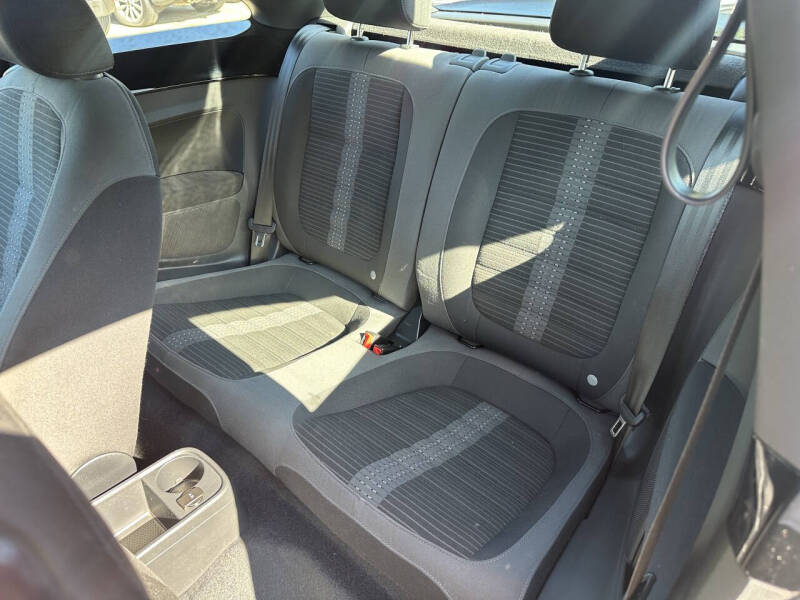 2012 Volkswagen Beetle Turbo