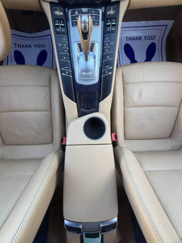 2012 Porsche Panamera