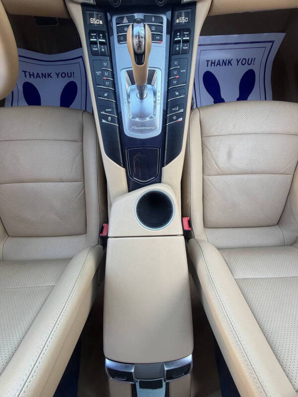 2012 Porsche Panamera