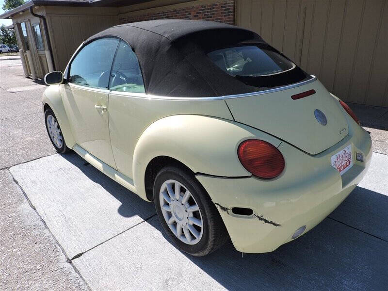 2005 Volkswagen New Beetle Convertible GLS