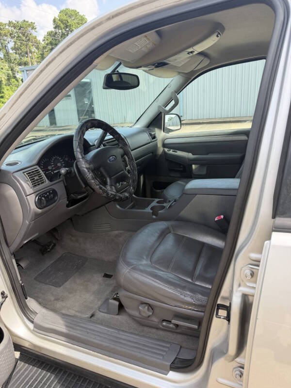 2003 Ford Explorer XLT