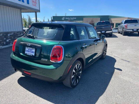 2017 MINI Hardtop 4 Door Cooper