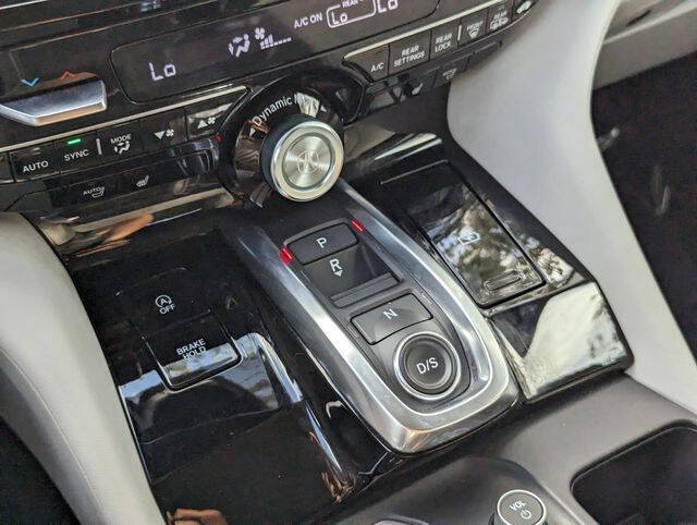 2024 Acura MDX w/Tech