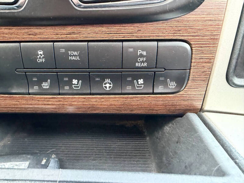 2017 RAM 1500 Laramie