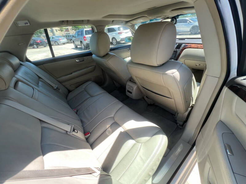 2011 Cadillac DTS Premium Collection