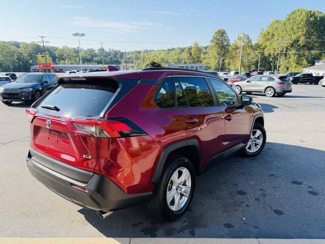 2021 Toyota RAV4 XLE