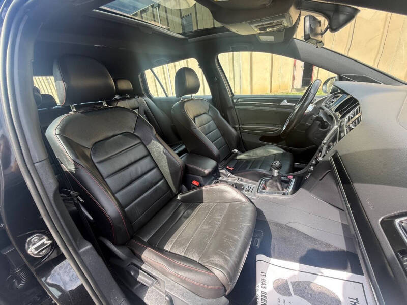 2016 Volkswagen Golf GTI SE