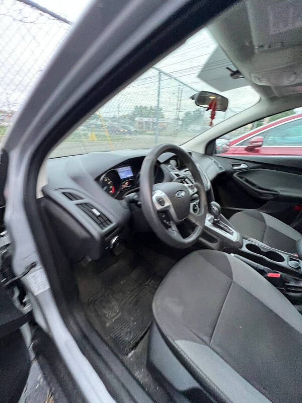 2014 Ford Focus SE
