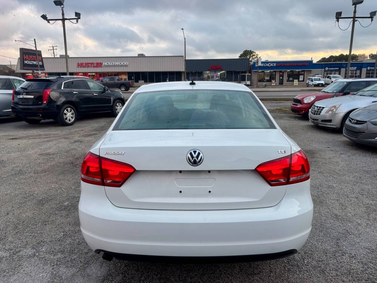 2015 Volkswagen Passat for sale at Auto Nation in Norfolk, VA