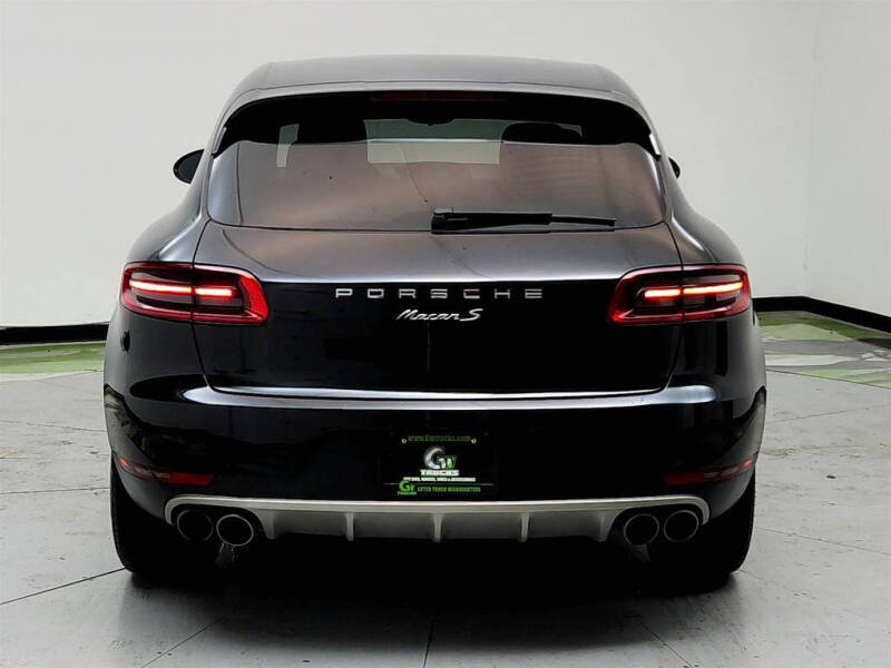 2016 Porsche Macan S