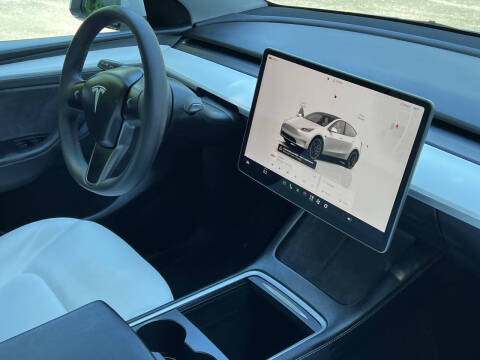2024 Tesla Model Y Performance