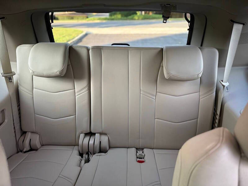 2018 Cadillac Escalade Luxury