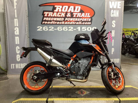 2022 KTM 890 Duke R for sale at Road Track and Trail in Big Bend WI