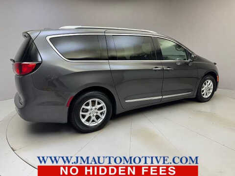 2020 Chrysler Pacifica Touring L