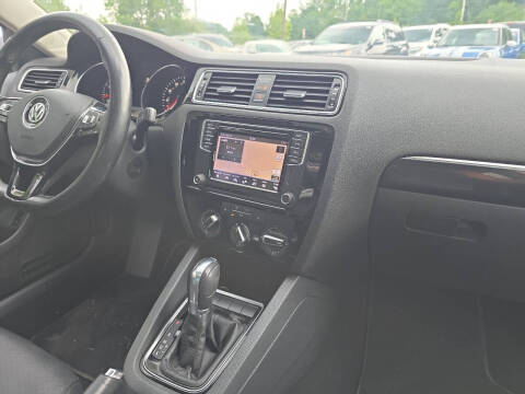 2016 Volkswagen Jetta 1.8T SEL