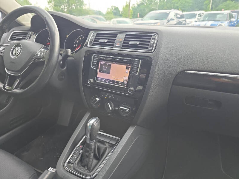 2016 Volkswagen Jetta 1.8T SEL
