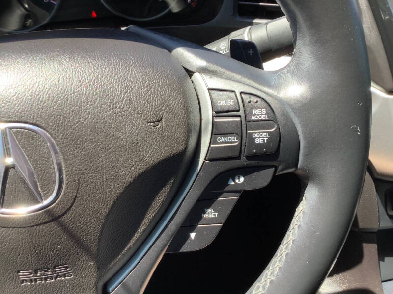 2016 Acura ILX w/Tech w/A-SPEC
