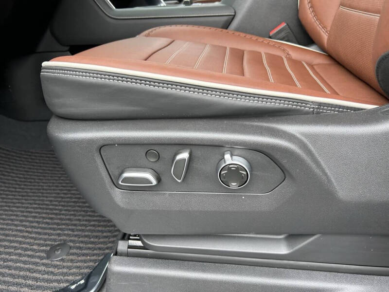 2025 GMC Sierra 3500HD