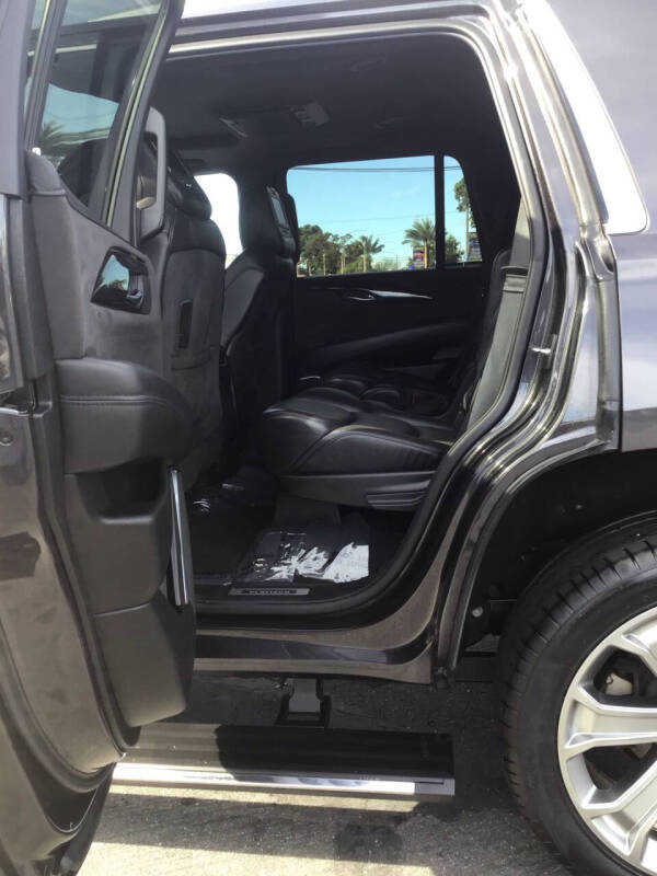 2018 Cadillac Escalade Platinum