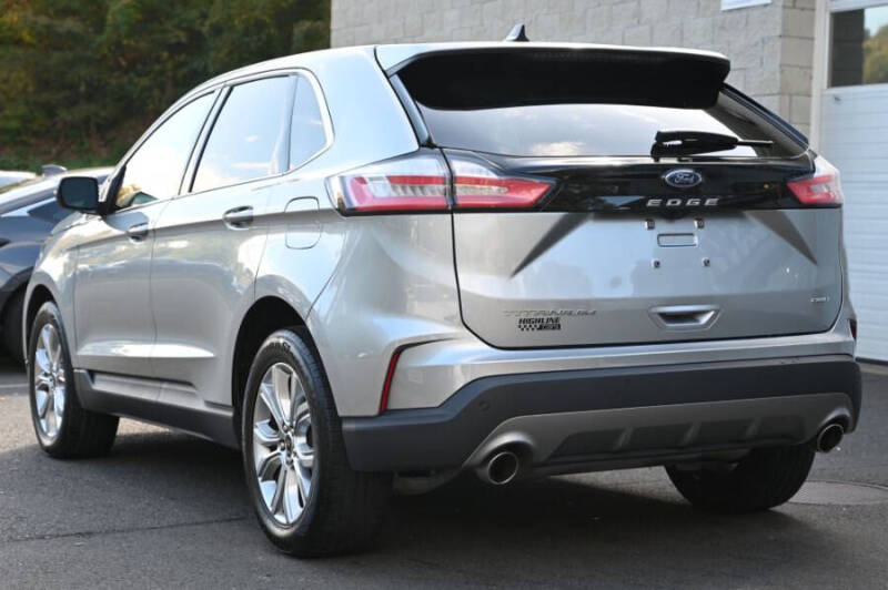 2024 Ford Edge Titanium
