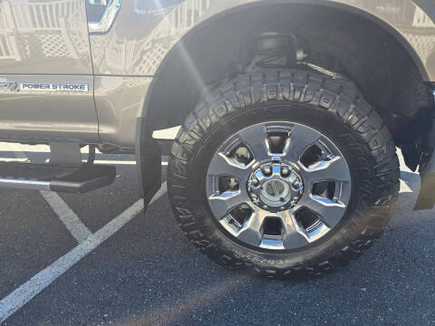 2019 Ford F-350 Super Duty Lariat