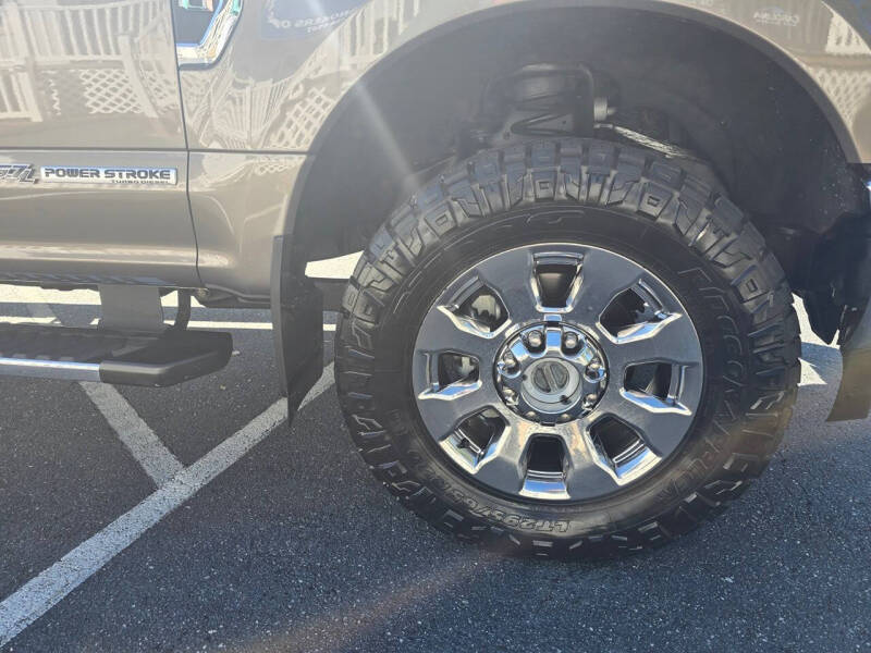 2019 Ford F-350 Super Duty Lariat