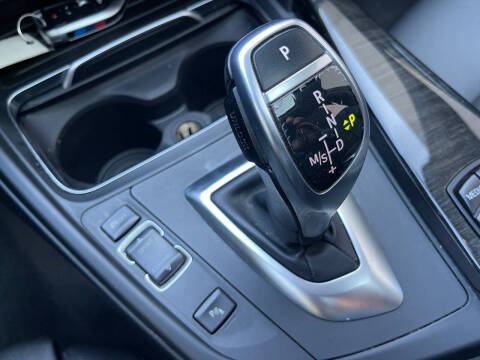 2017 BMW 3 Series 330i