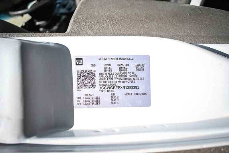 2024 Chevrolet Express 2500
