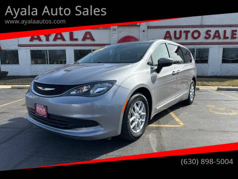 2017 Chrysler Pacifica for sale at Ayala Auto Sales in Aurora IL