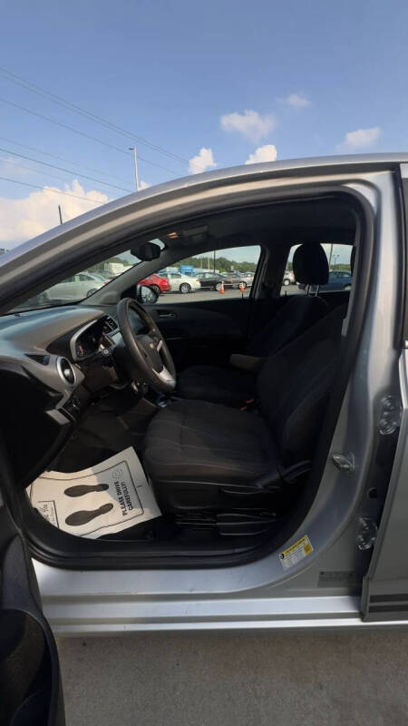 2017 Chevrolet Sonic LT Auto