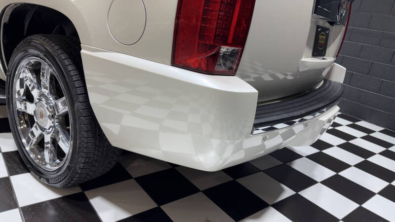 2013 Cadillac Escalade Luxury