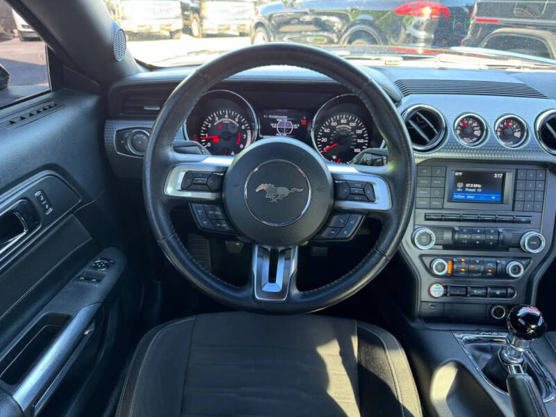 2015 Ford Mustang