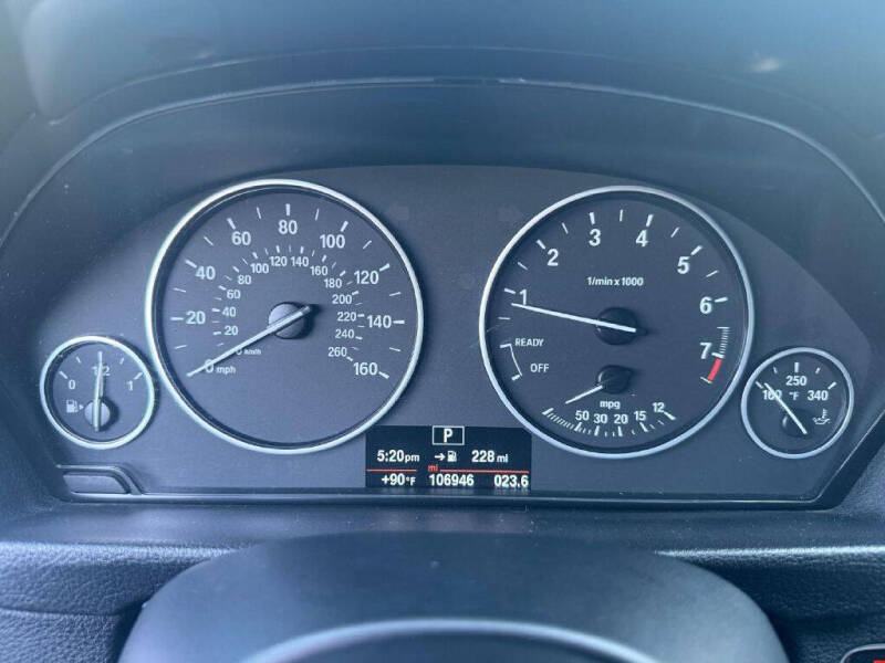 2016 BMW 3 Series 320i