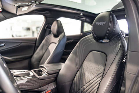 2021 Aston Martin DBX