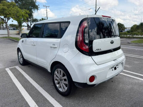 2019 Kia Soul +