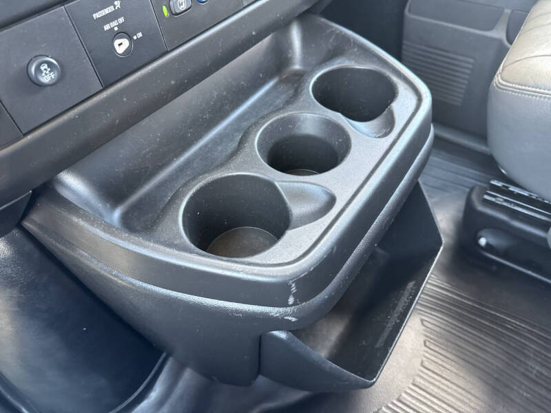 2020 Chevrolet Express 2500