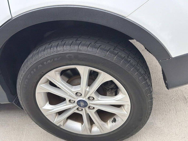2017 Ford Escape SE