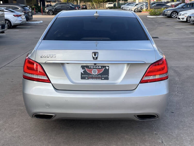 2014 Hyundai Equus Signature