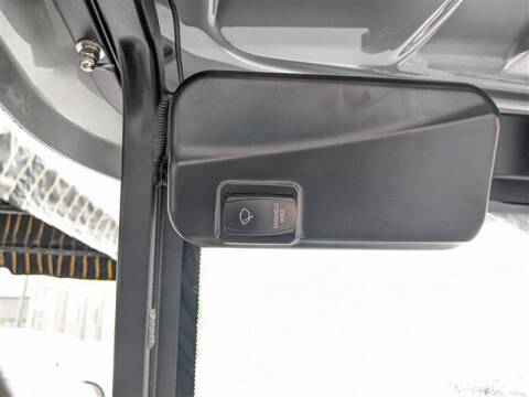 2023 Bintelli BEYOND 4PR LIFTED