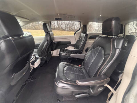 2018 Chrysler Pacifica Touring L