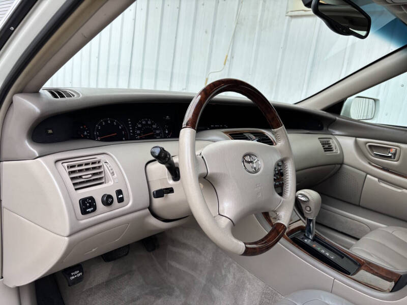 2004 Toyota Avalon XLS