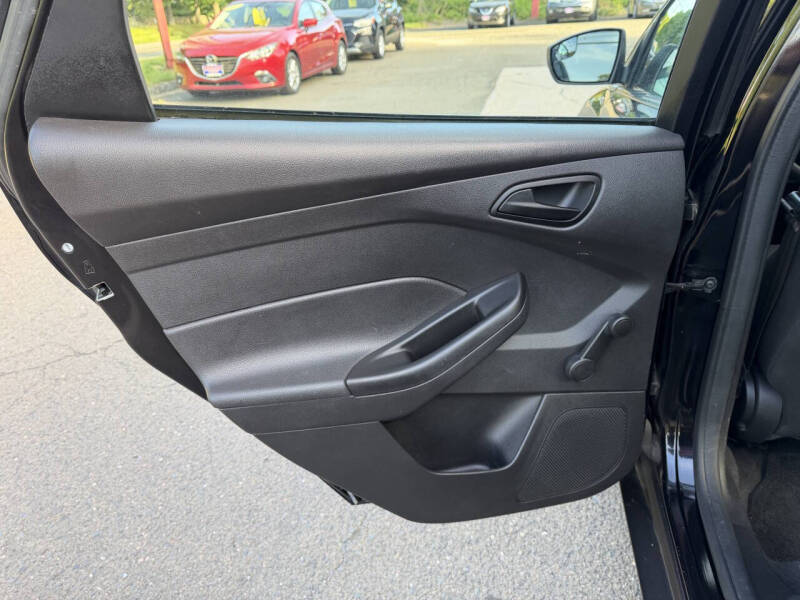 2018 Ford Focus S