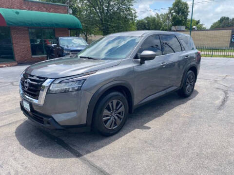 2022 Nissan Pathfinder S