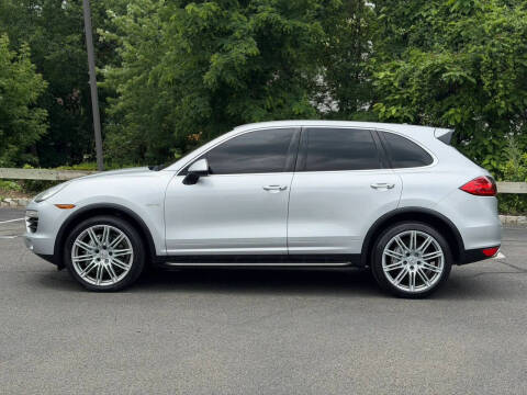 2012 Porsche Cayenne S Hybrid