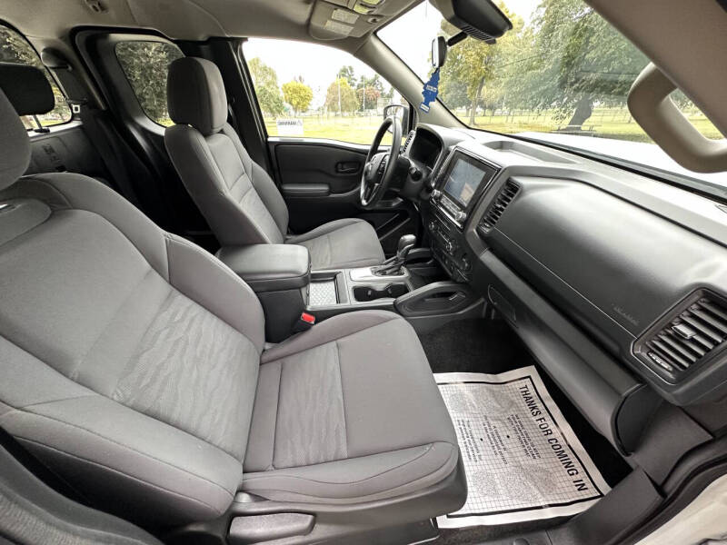 2023 Nissan Frontier