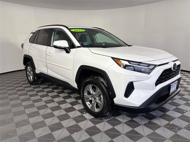 2023 Toyota RAV4 XLE
