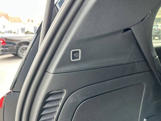 2024 Chrysler Pacifica Plug-In Hybrid