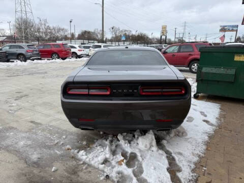 2016 Dodge Challenger SXT