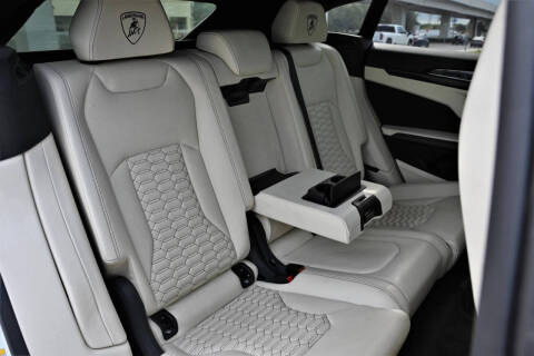 2022 Lamborghini Urus